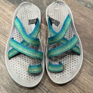 Teva 6518 Hurricane Crisscrossed Strappy Slide Sandals Ombre Green Women's Sz 6